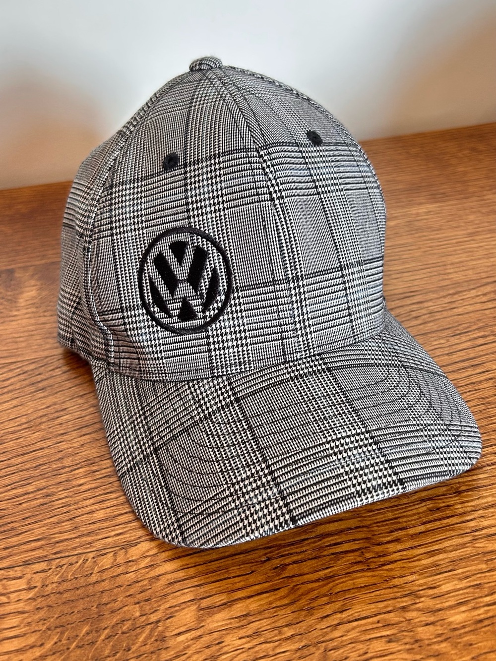 VOLKSWAGEN PLAID FLEXFIT BASEBALL HAT